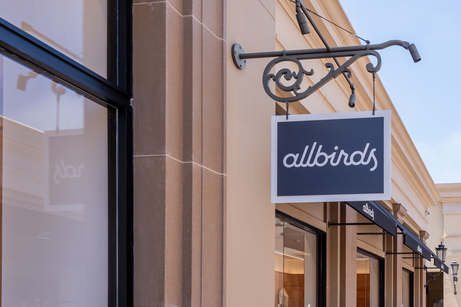 Allbirds Is Pivoting from Shoes to AI Compute. Should You Take a Gamble on BIRD Stock Today?