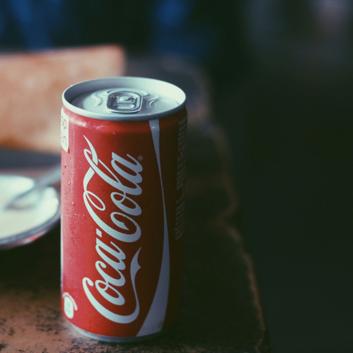 Coca Cola can by Ravi Sharma via Unsplash