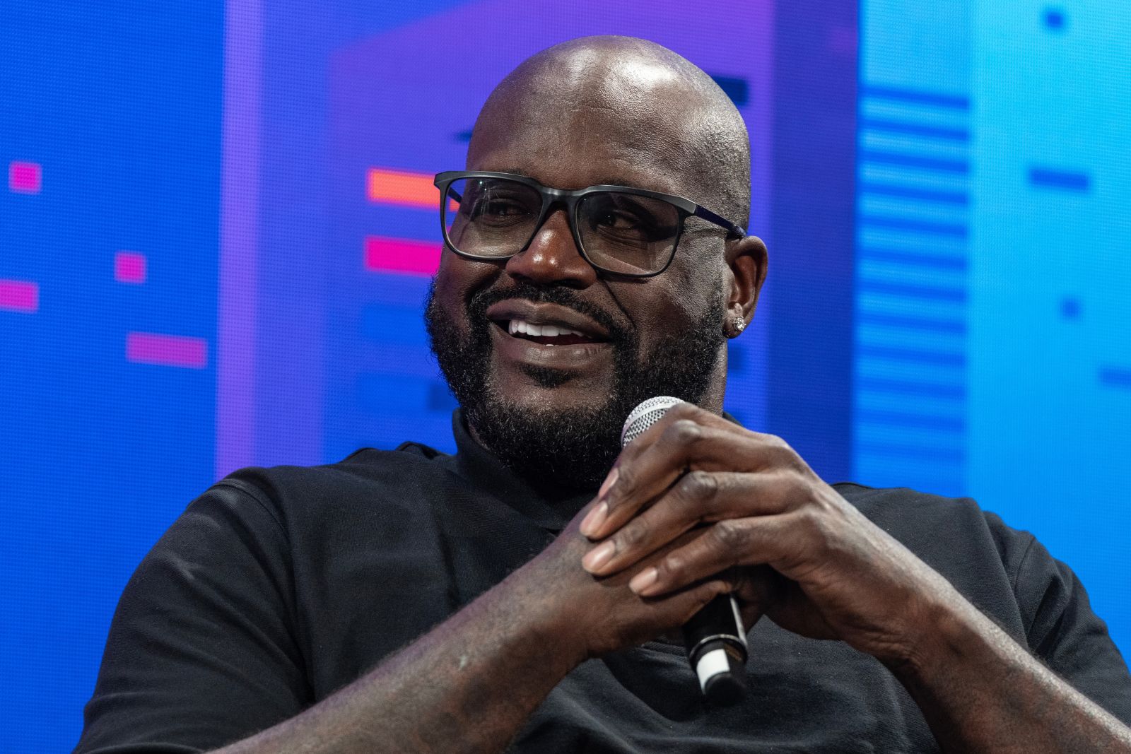 ‘I Beg Your Pardon?’ Shaq Told His Mom ‘Go Pick A House’ and Then an Agent Asked to Check His Credit — ‘She Disrespected Me’