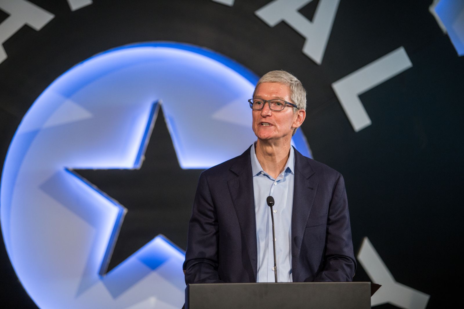 Tim Cook at Austin Community College via Wikimedia Commons