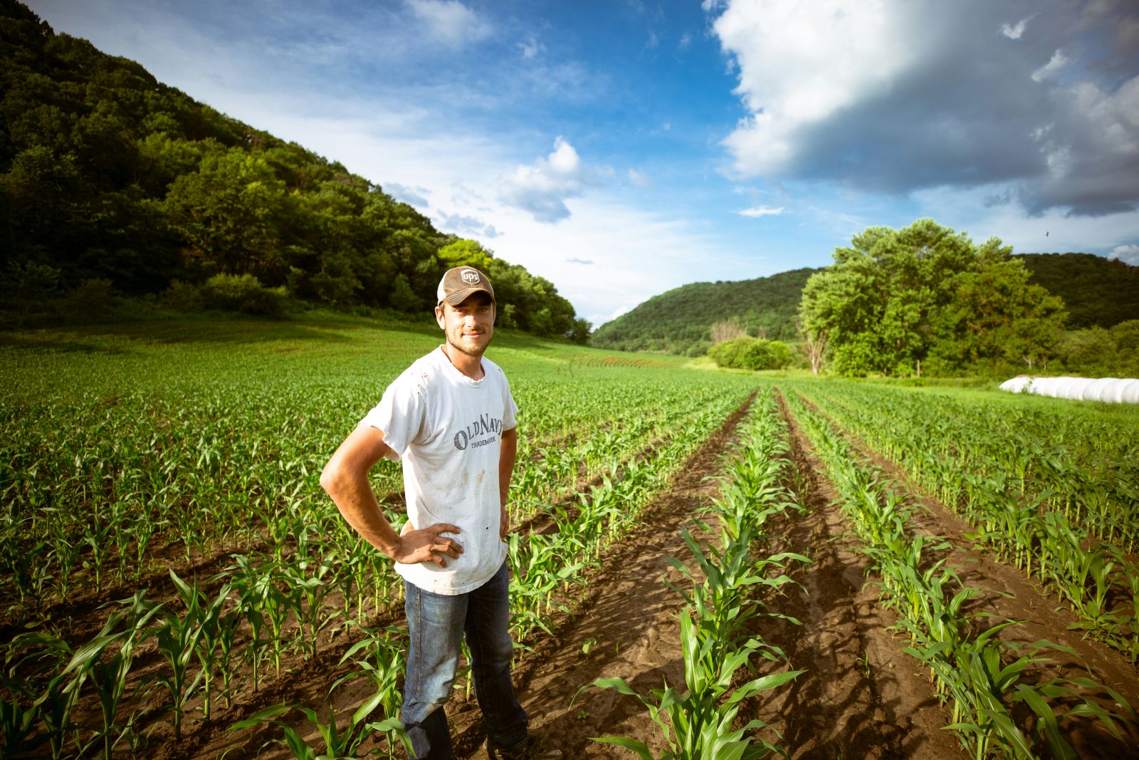 Farming - Farmer in the field by Greagory Hayes via Unsplash