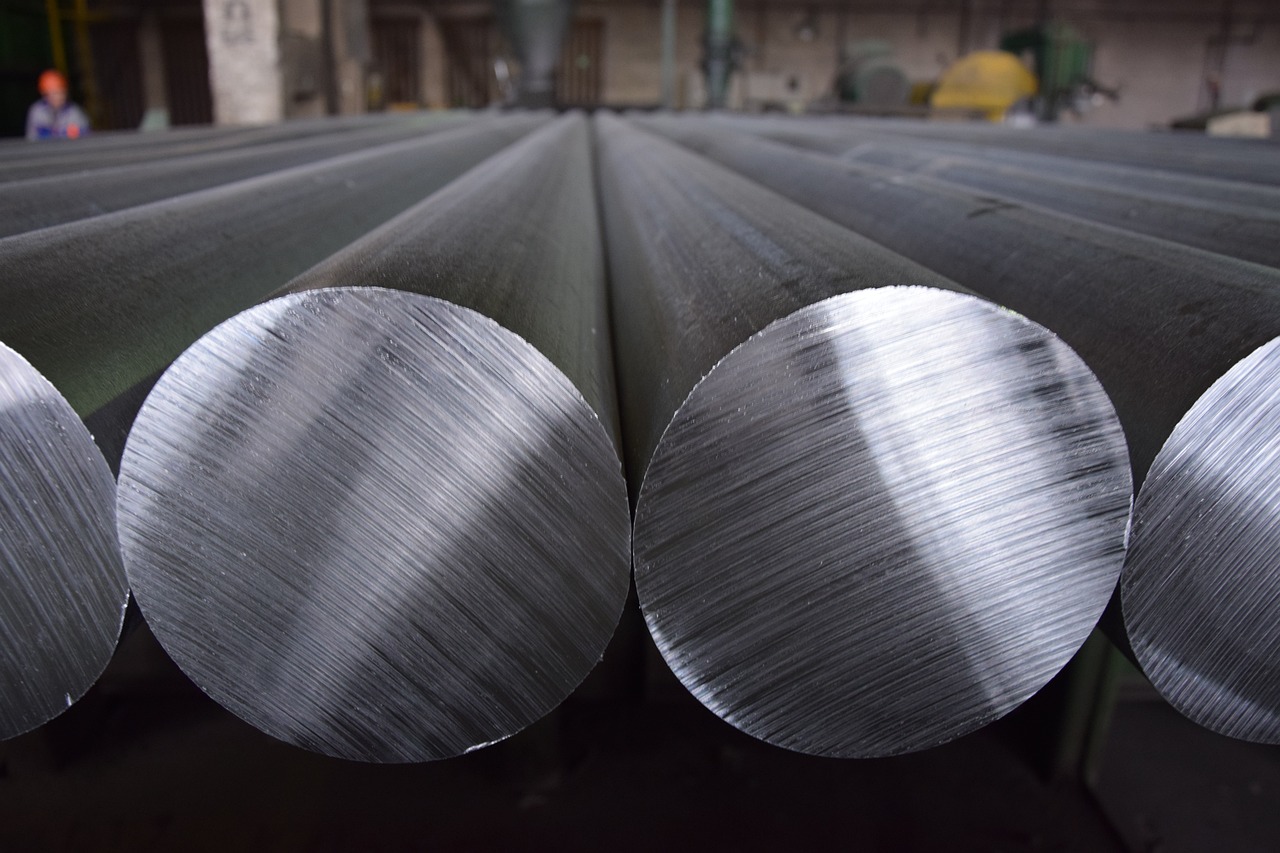 Processed aluminum ready for use by Russian Aluminium Association via Pixabay