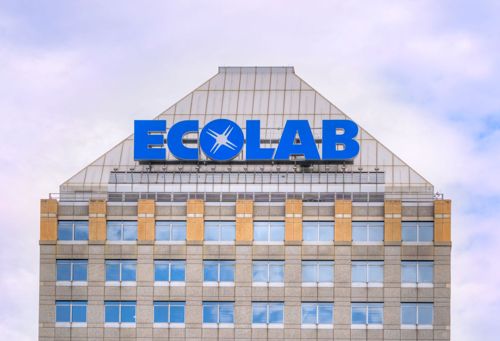 Ecolab Corporate Headquarters Building By wolterke
