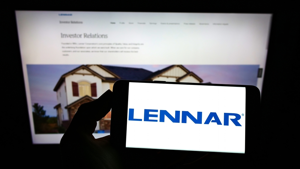 Consumer Cyclical (names I - Z) - Lennar Corp_ phone and webpage by- Wirestock Creators via Shutterstock