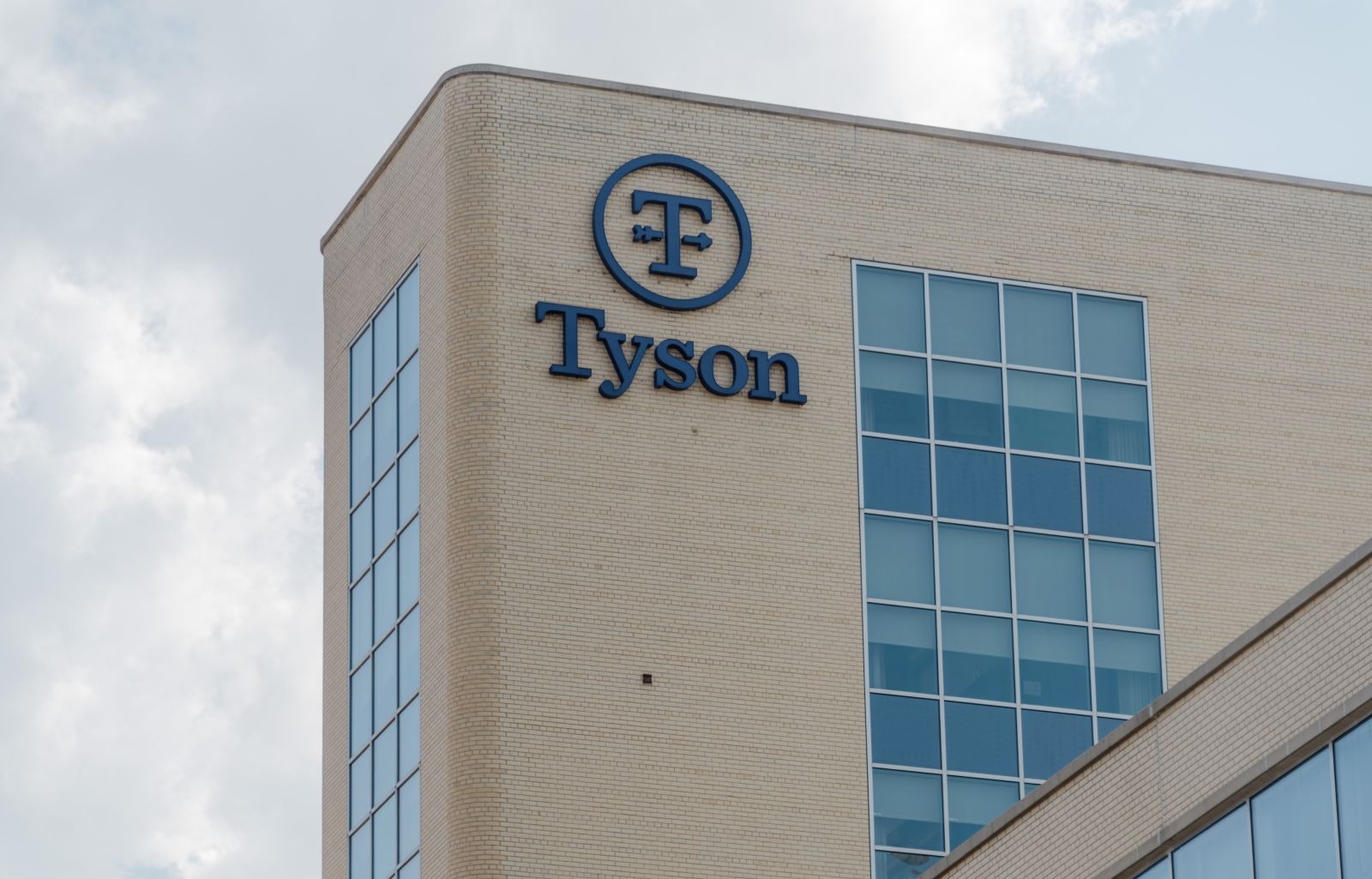 Are Wall Street Analysts Bullish on Tyson Foods Stock?