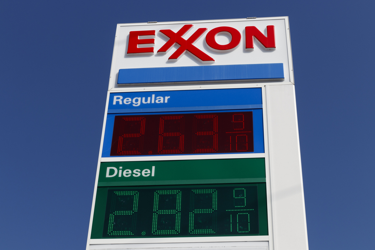 Energy - Exxon Mobil Corp_ gas station -by jectcityimage via iStock