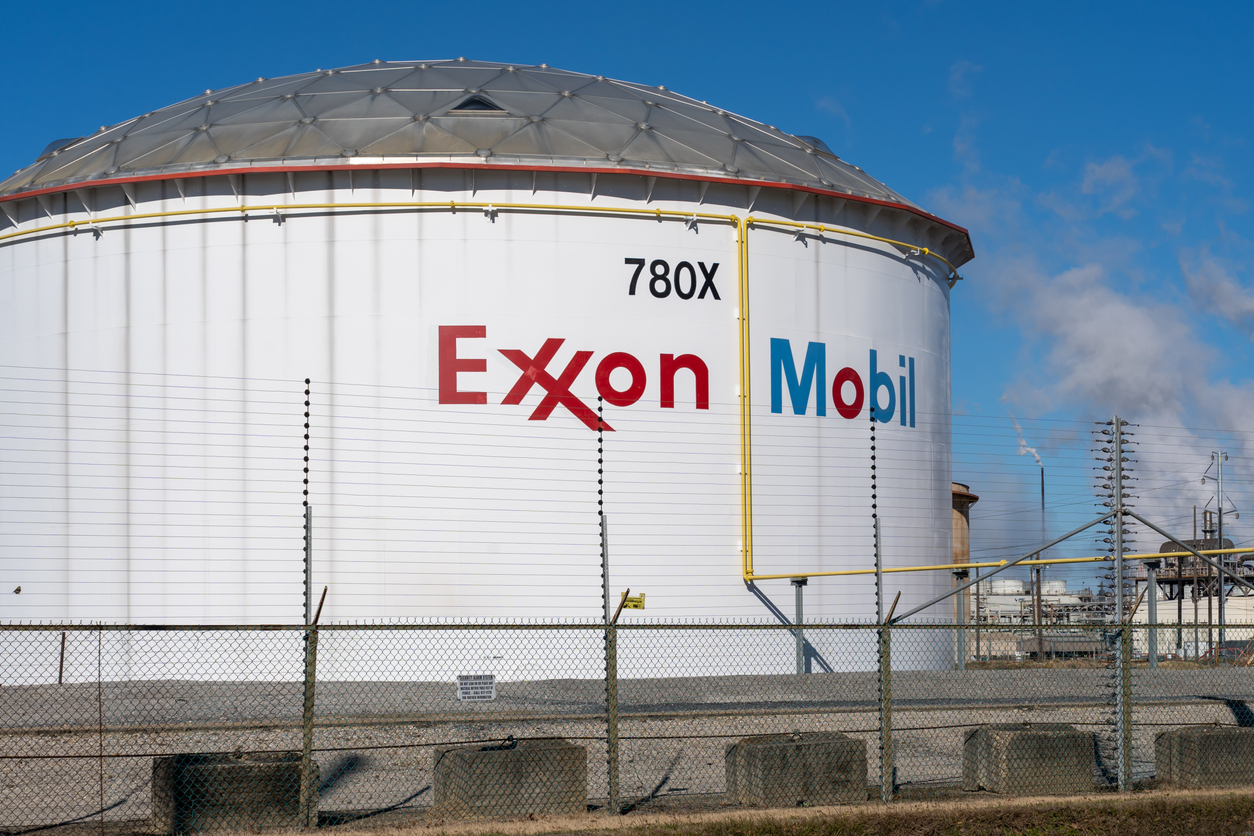 Energy - Exxon Mobil Corp_ refinery location- by JHVEPhoto via iStock