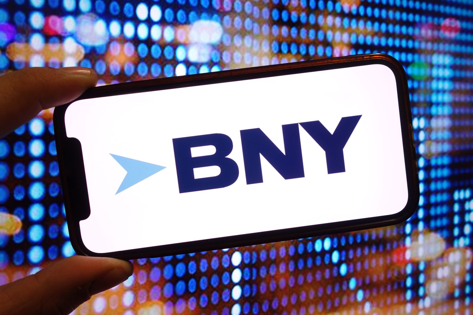 Are Wall Street Analysts Predicting the Bank of New York Mellon Stock Will Climb or Sink?