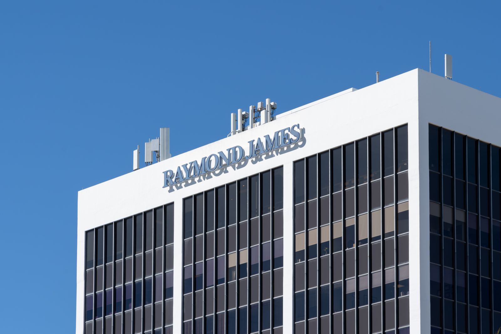 Raymond JamesBy JHVEPhoto