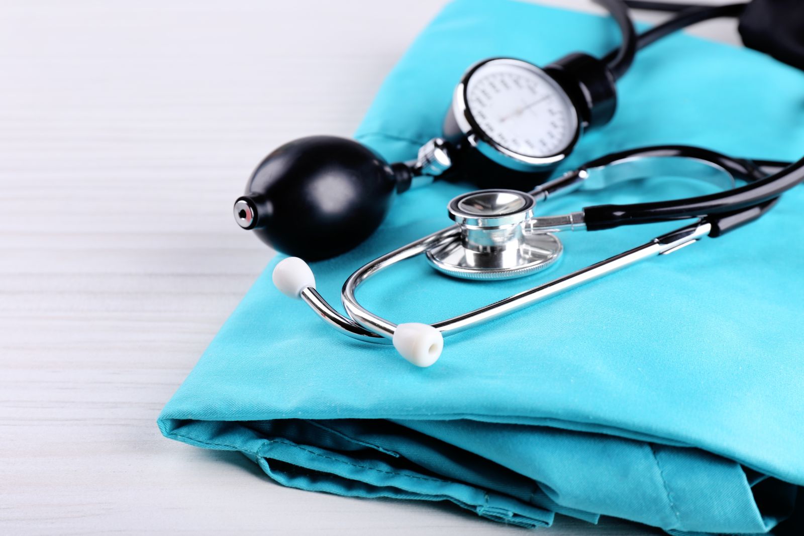 Cardinal Health Stock: Is CAH Outperforming the Healthcare Sector?
