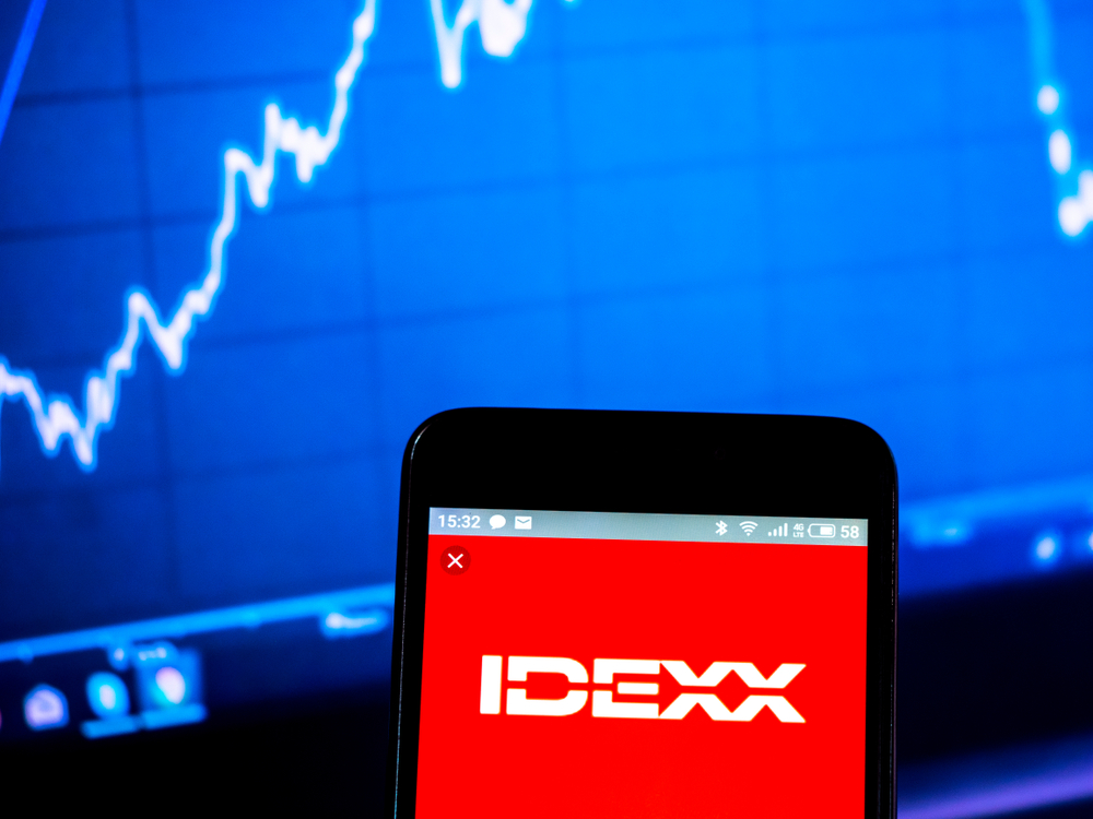 Healthcare (names I - Z) - Idexx Laboratories, Inc_ phone and chart -by IgorGolovniov via Shutterstock