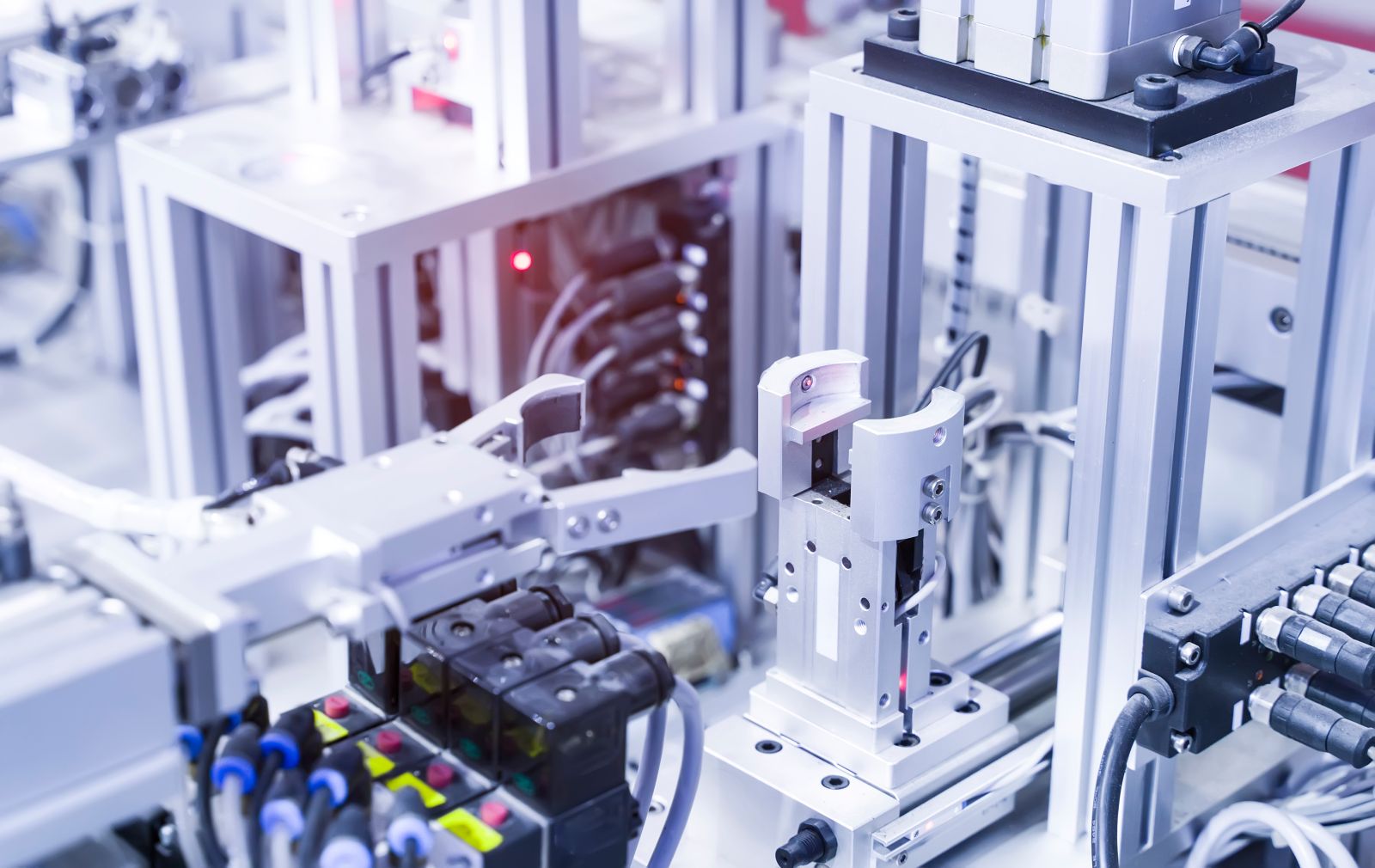 Automatic machine tool industrial manufacture factory by xiaoliangge via Adobe Stock