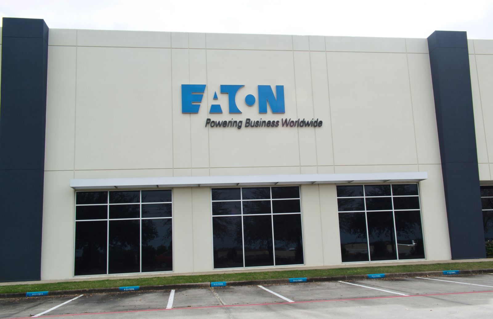 Here's What to Expect From Eaton Corporation's Next Earnings Report