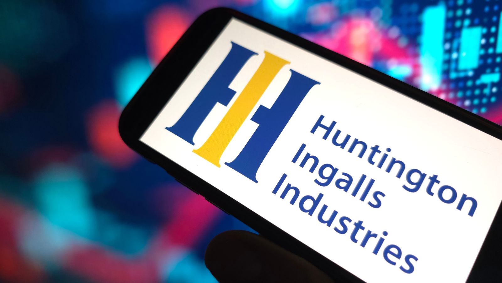 Are Wall Street Analysts Bullish on Huntington Ingalls Stock?