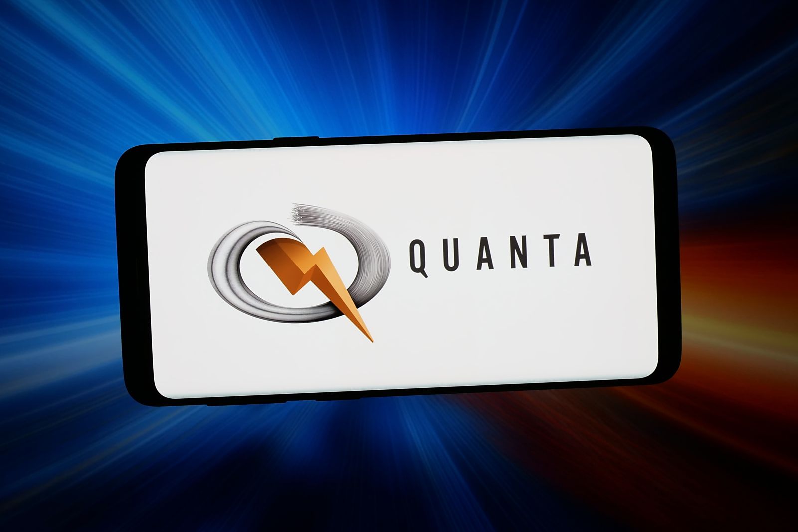 Are Wall Street Analysts Bullish on Quanta Services Stock?