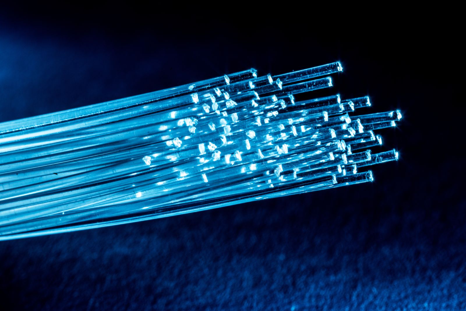 F5 Stock: Is FFIV Underperforming the Technology Sector?