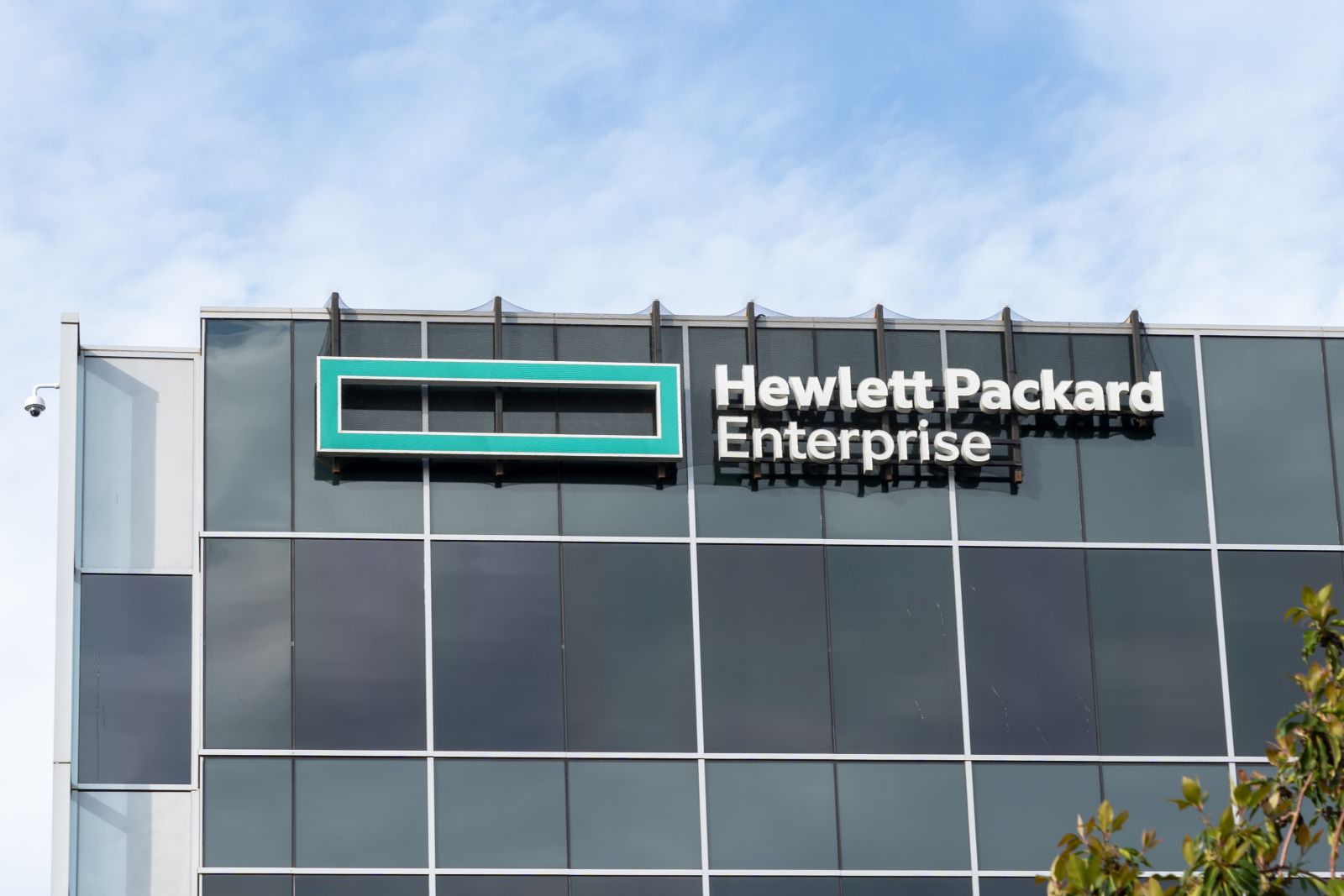 Hewlett Packard Enterprise logo on a building in San Jose, California, by JHVEPhoto via Adobe Stock