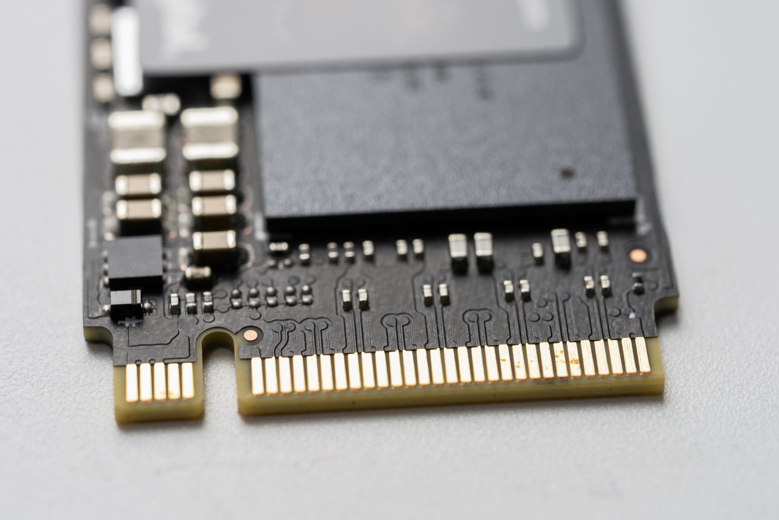 Are Wall Street Analysts Bullish on Sandisk Stock?