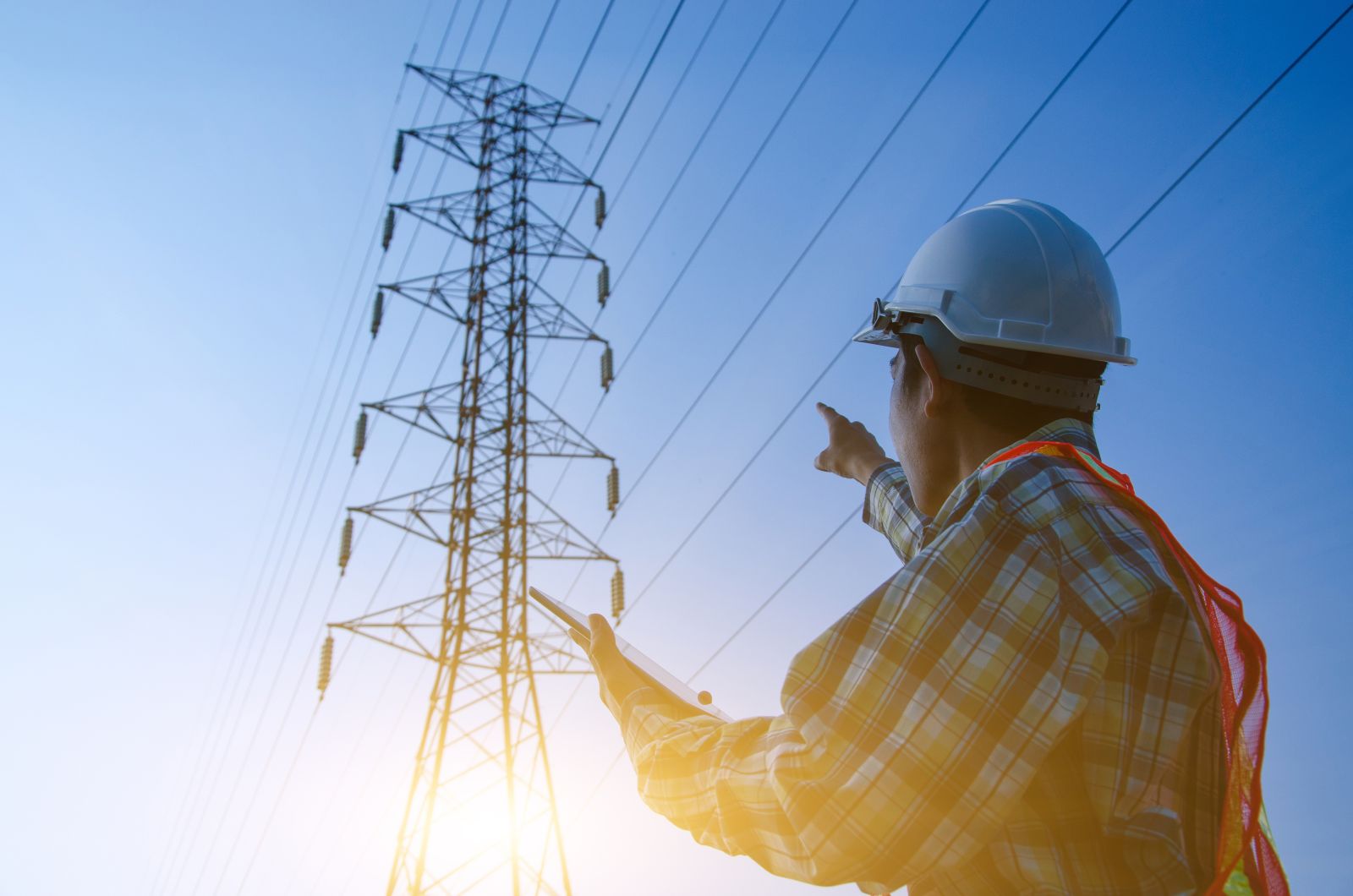 Entergy Stock: Is ETR Outperforming the Utility Sector?