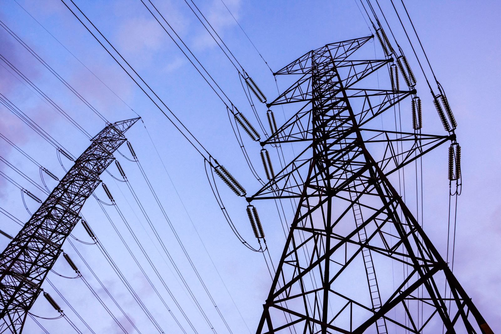 Is DTE Energy Stock Underperforming the Nasdaq?