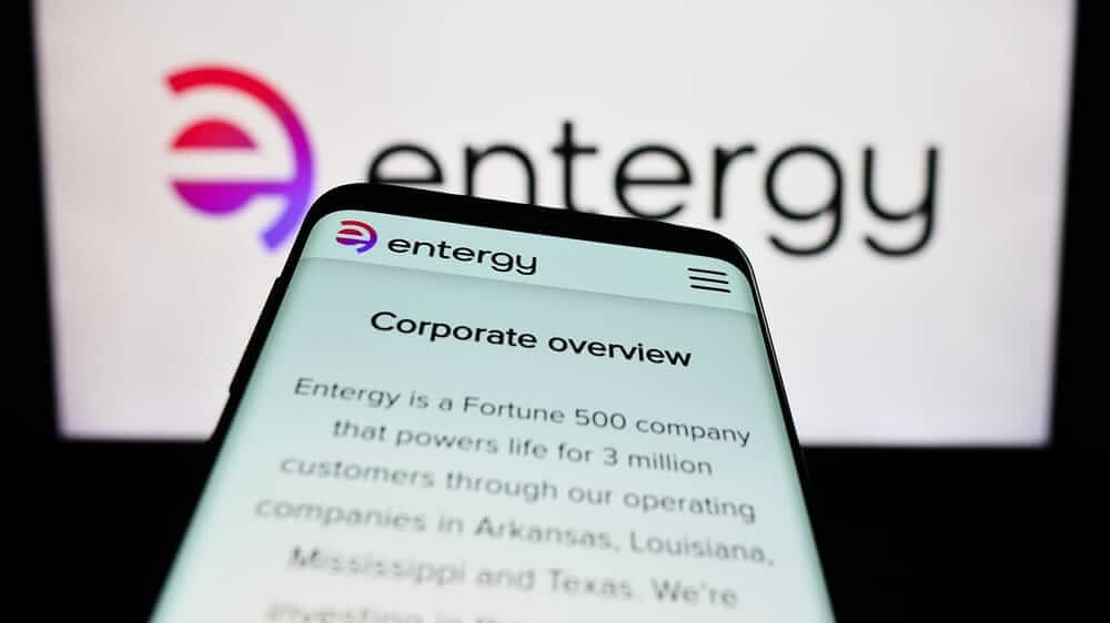 Entergy Corp_ website on phone-by T_Schneider via Shutterstock