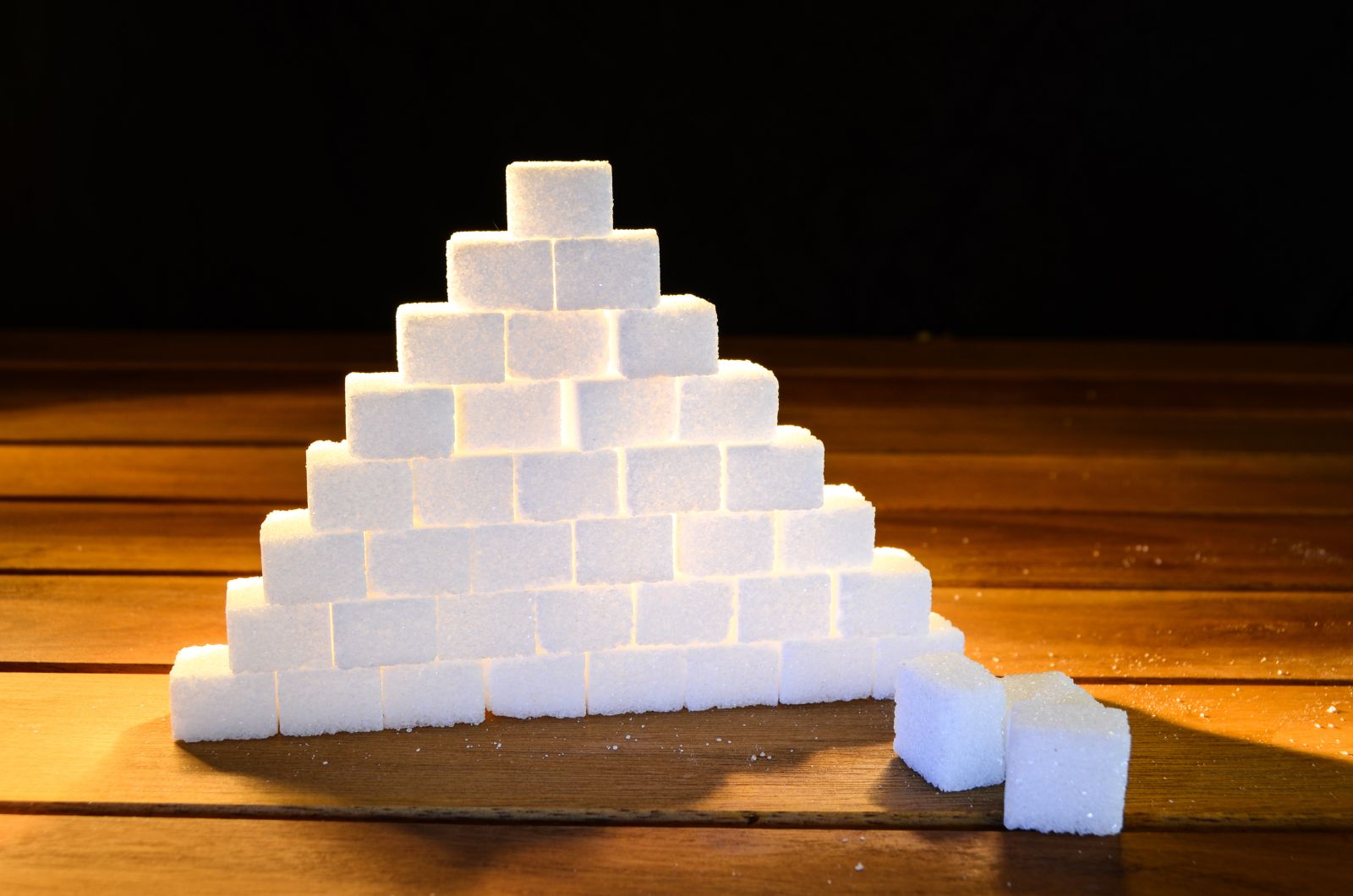 Sugar cube pyramid by Artefacti via iStock