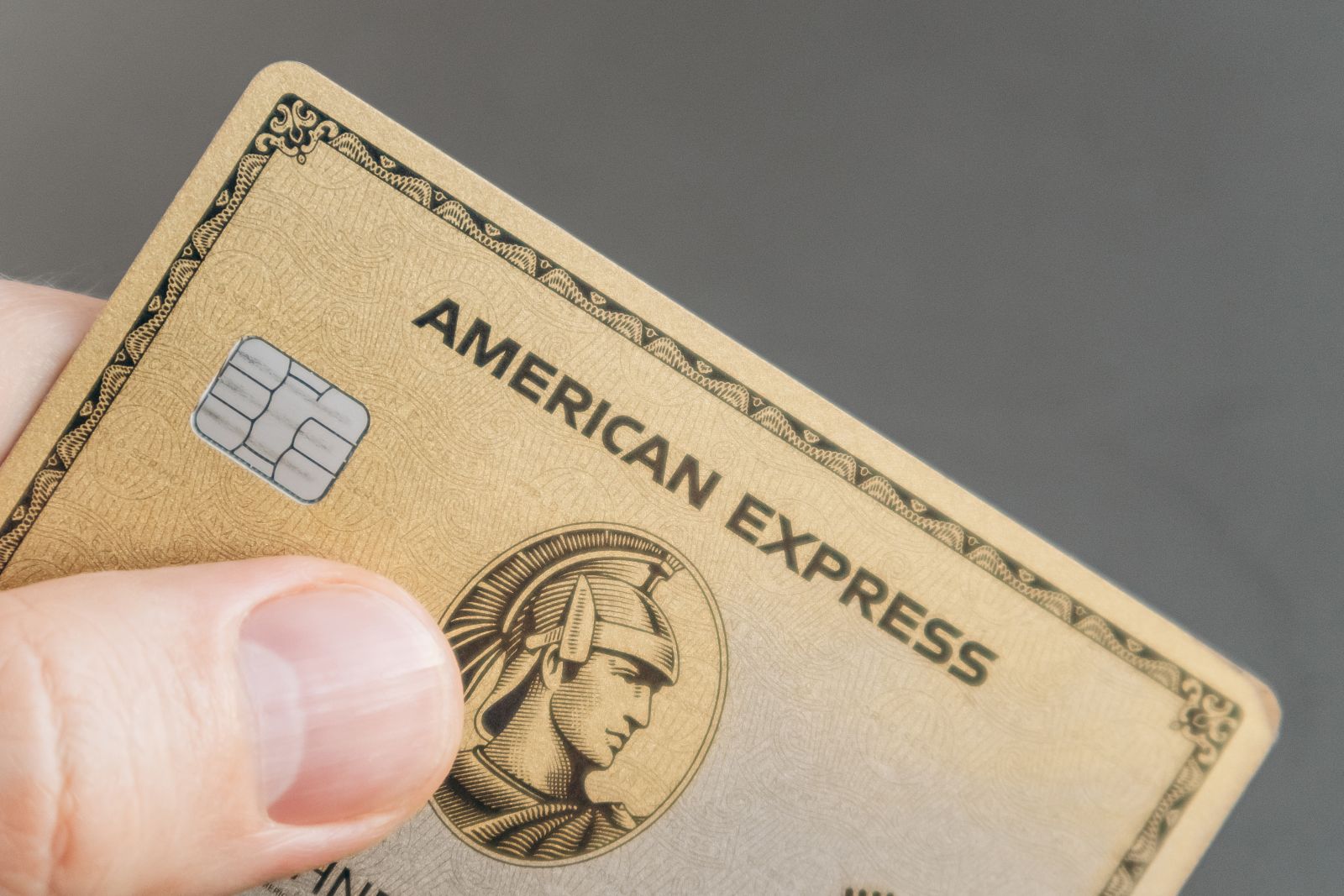 A close-up shot of an American Express card by Andrei Antipov via Adobe Stock
