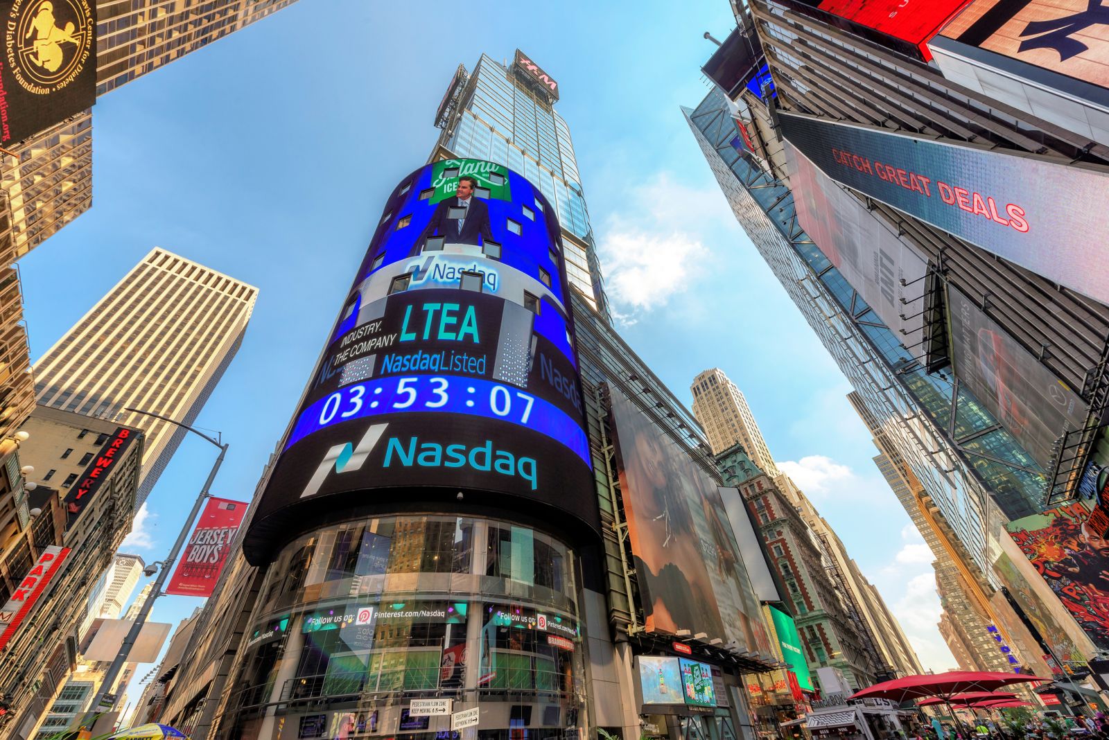 Stocks-Money-Rates - Nasdaq Times Square