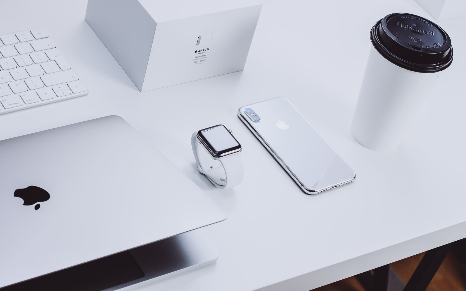 Tech (Ecommerce, Social Media, etc.) - Apple Products on Desk