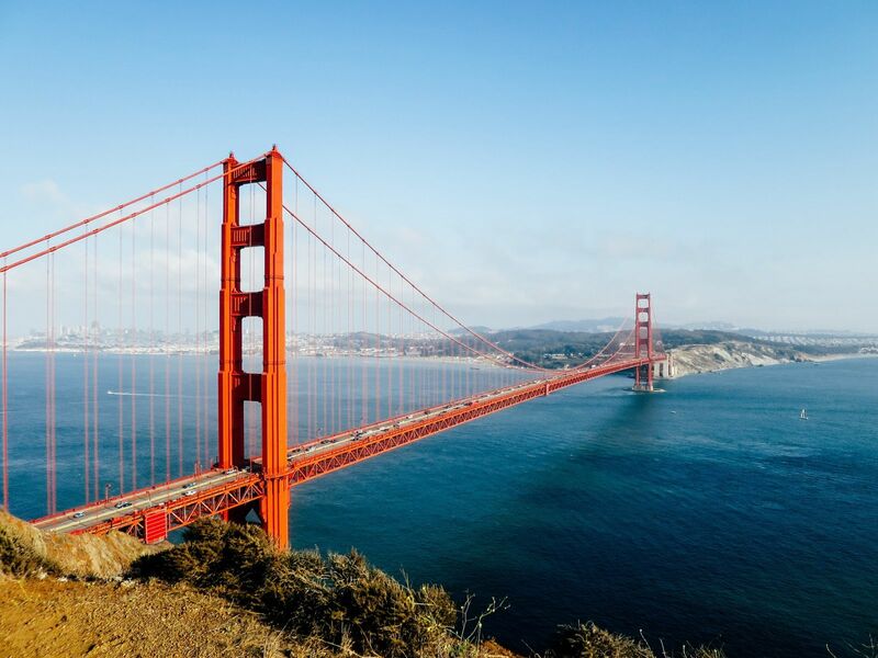 Tech (Ecommerce, Social Media, etc.) - San Francisco Tech Golden Gate Bridge