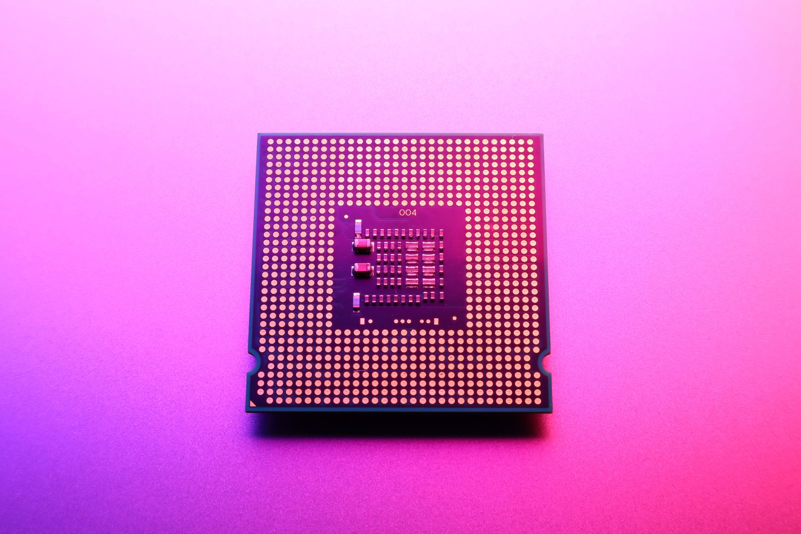 Semiconductor close up by Yosi Azwan via iStock